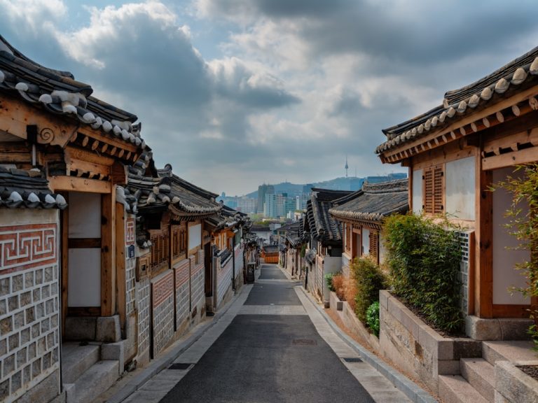 Traditional street and wooden buildings in Seoul