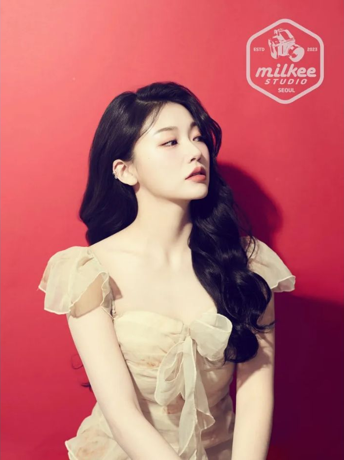 Woman posing in a Seoul portrait studio